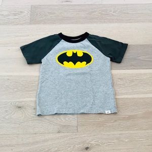 ‼️must go by 05/26‼️GAP Batman t-shirt